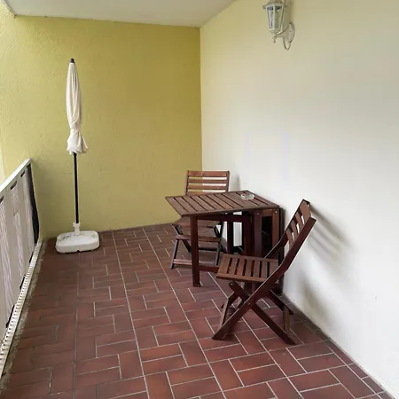 شقة Large Flat With Wifi And Parking ميونيخ