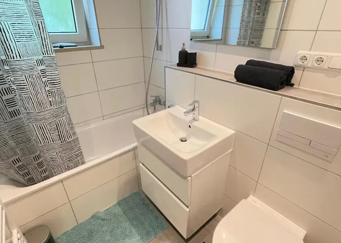 Large Flat With Wifi And Parking * מינכן